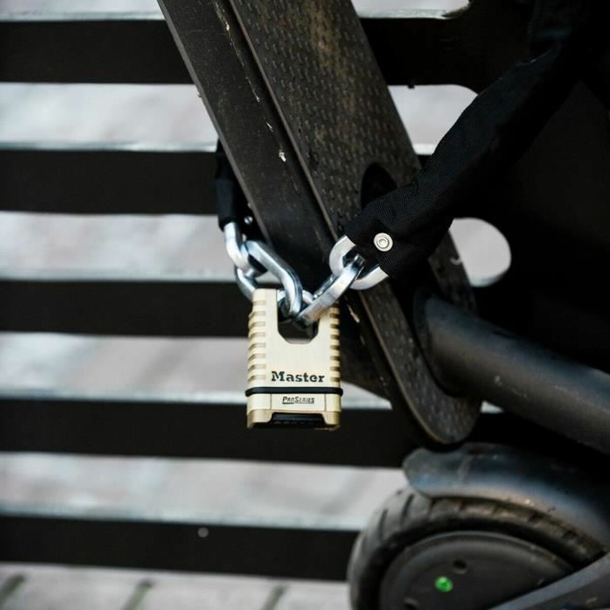 V5H2927BA79988F3FB6D6AB4403A38EB74FR3890623P4