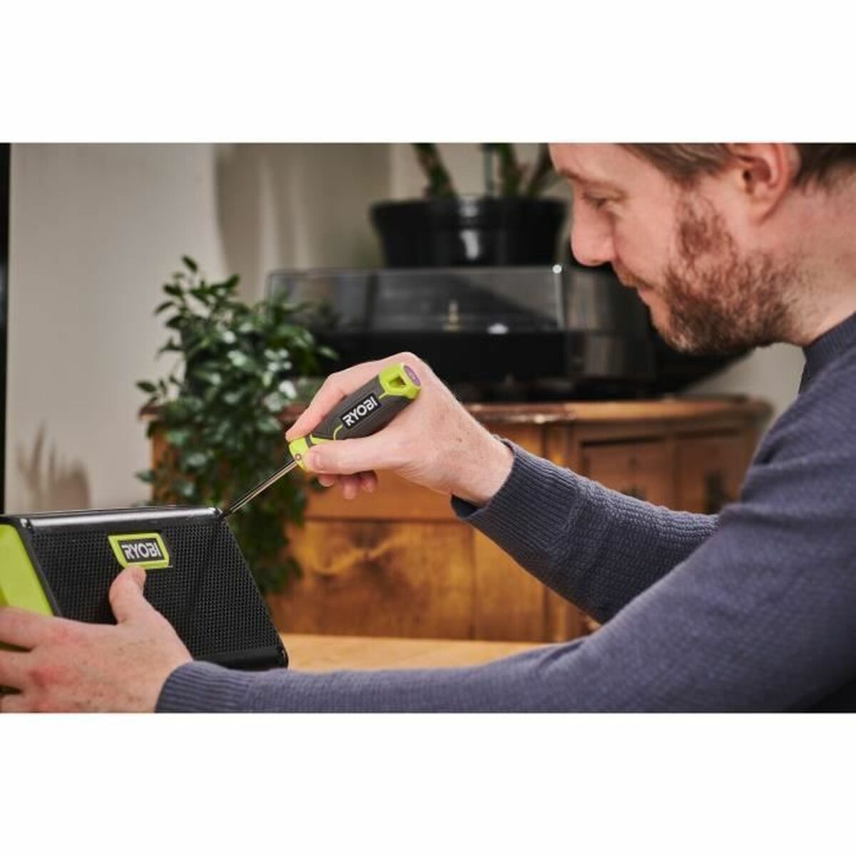 V5HA4C7DFD90039AA341ECC5F878B6B57D2R6447186P5