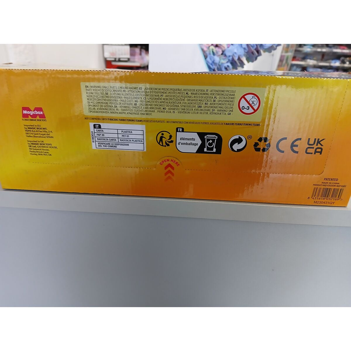 Vehicle Carrier Truck Magicbox Thunder Truck T-Racers Mix 'n Race 23 x 35 x 12 cm