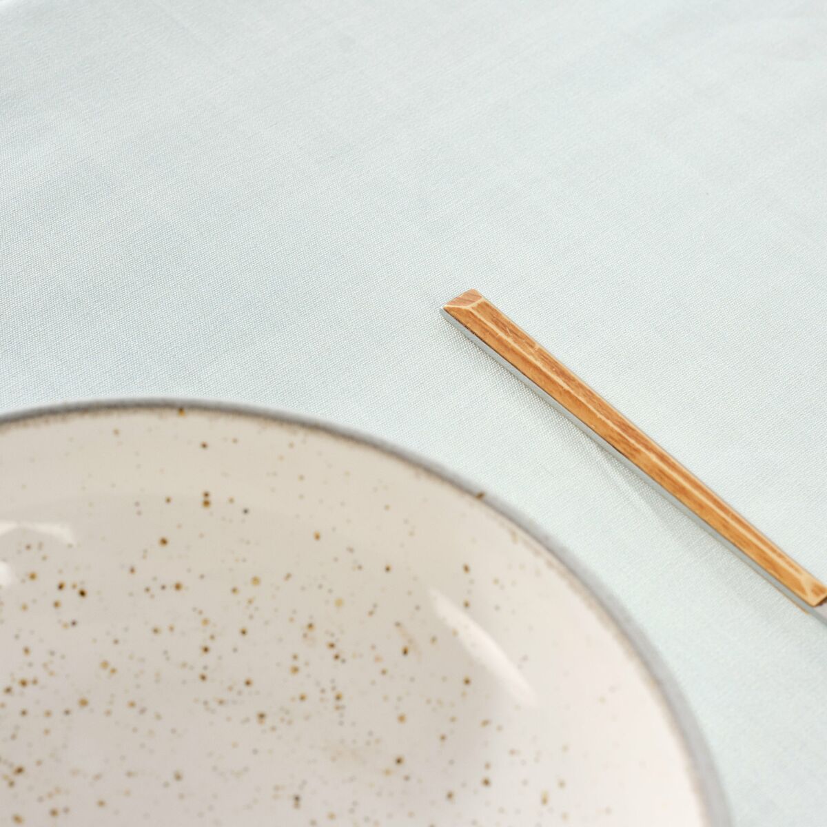 V5H77958F0EDF2A437F654487F8F03F10B1R4835092P4