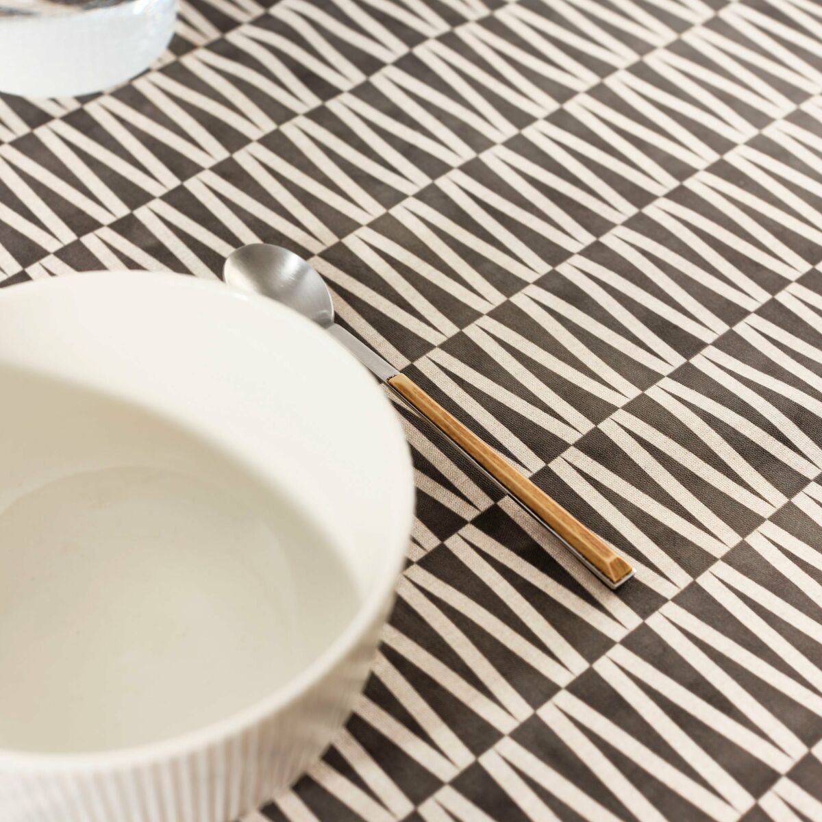 V5HE26559FA34903C0AF9DF98C23D6C7049R4831751P4