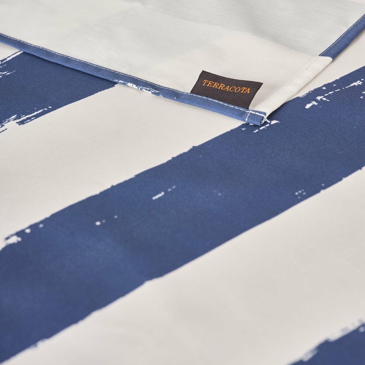 V5H11556AC7373A1E27509C87555318E519R4839001P6